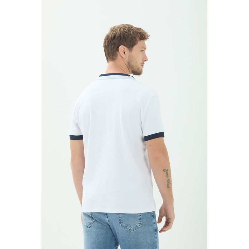 Polo-Com-Gola-Contrastante-Masculina-Acostamento