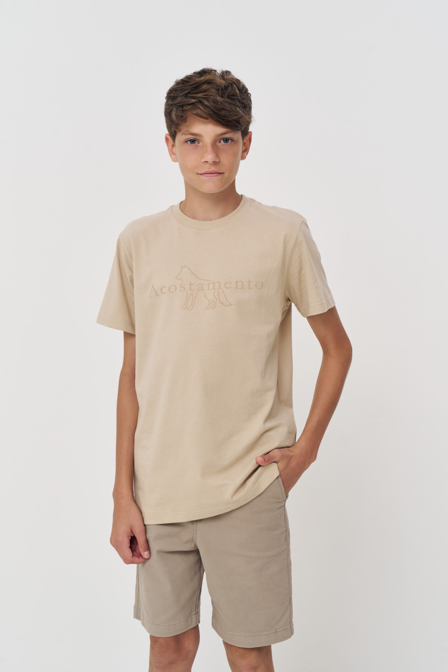 Camiseta Moderna Menino Acostamento Next