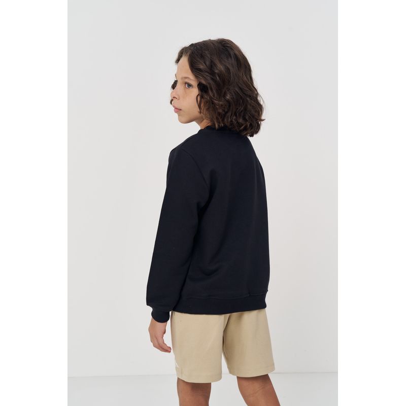 Blusao-Minimalista-Menino-Acostamento-Next