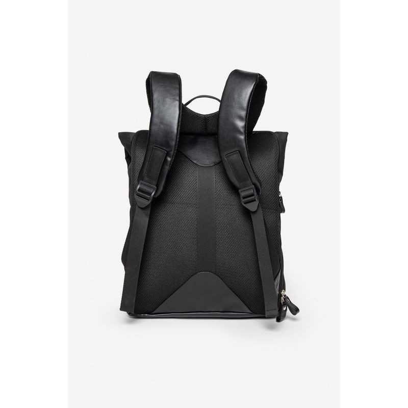 Mochila-Com-Bolsos-Frontais-Acostamento