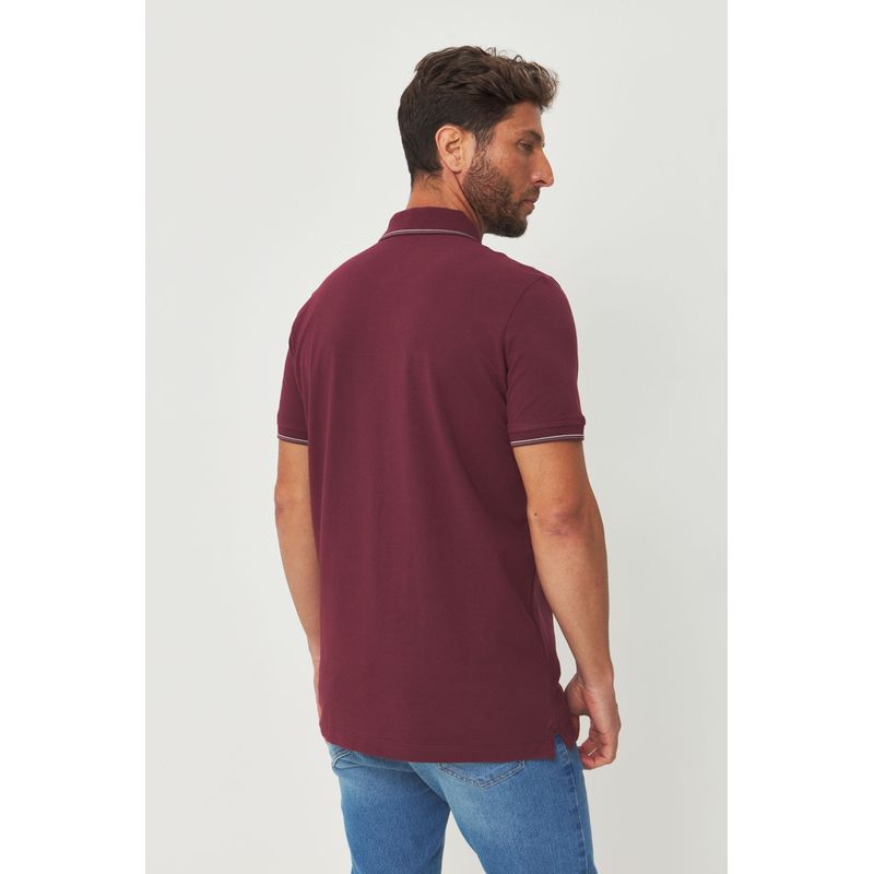 Polo-Basica-Detalhada-Masculina-Acostamento