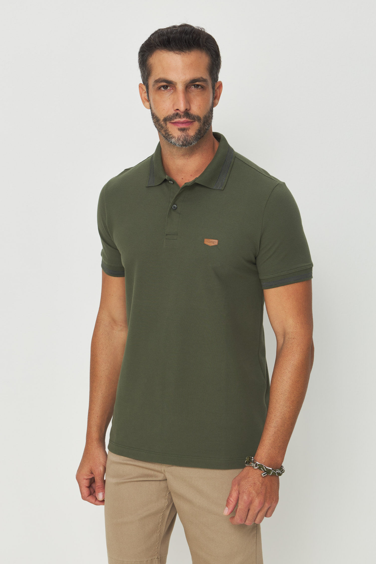 Polo Detail Minimalista Masculina Acostamento