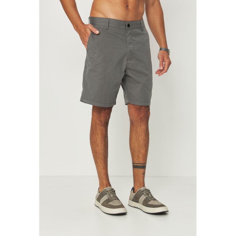 Bermuda-com-Bolso-Faca-Masculina-Acostamento