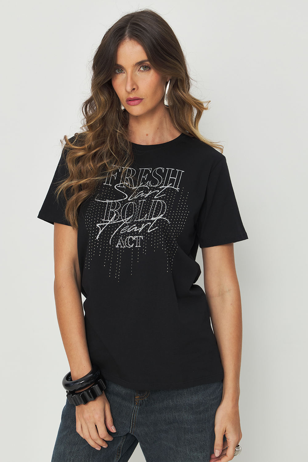 T-Shirt com Aplicação Bold Heart ACT Feminino