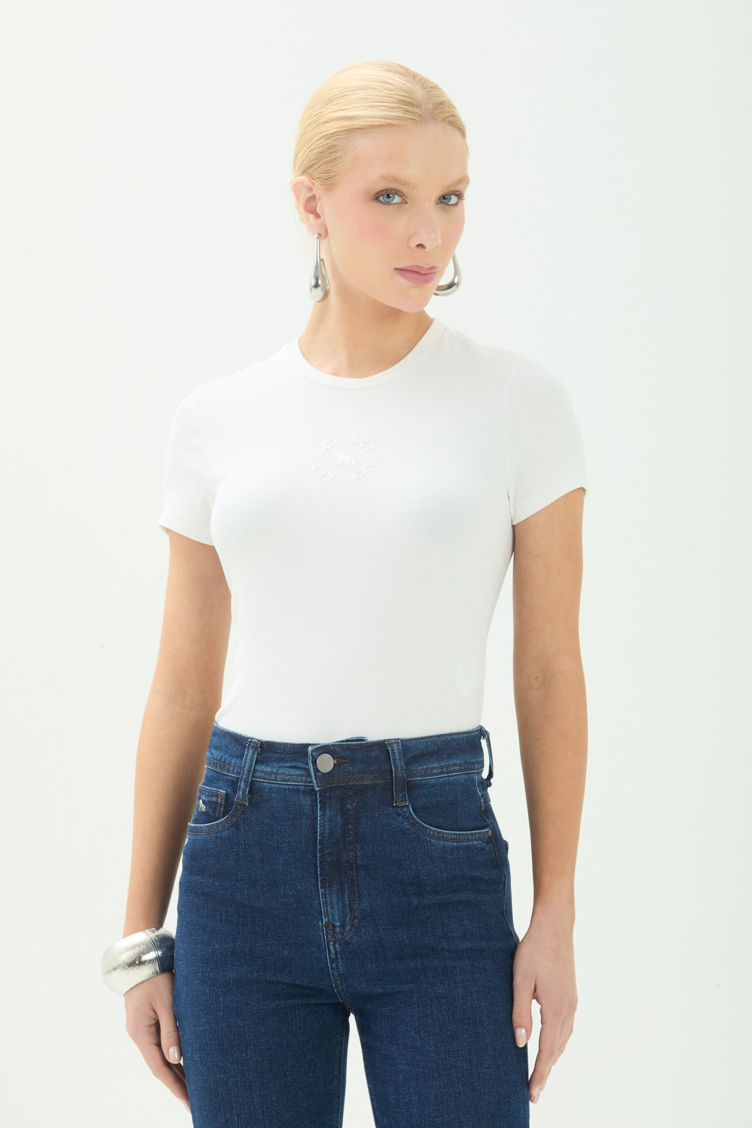 T-Shirt Slim Canelada ACT Feminino