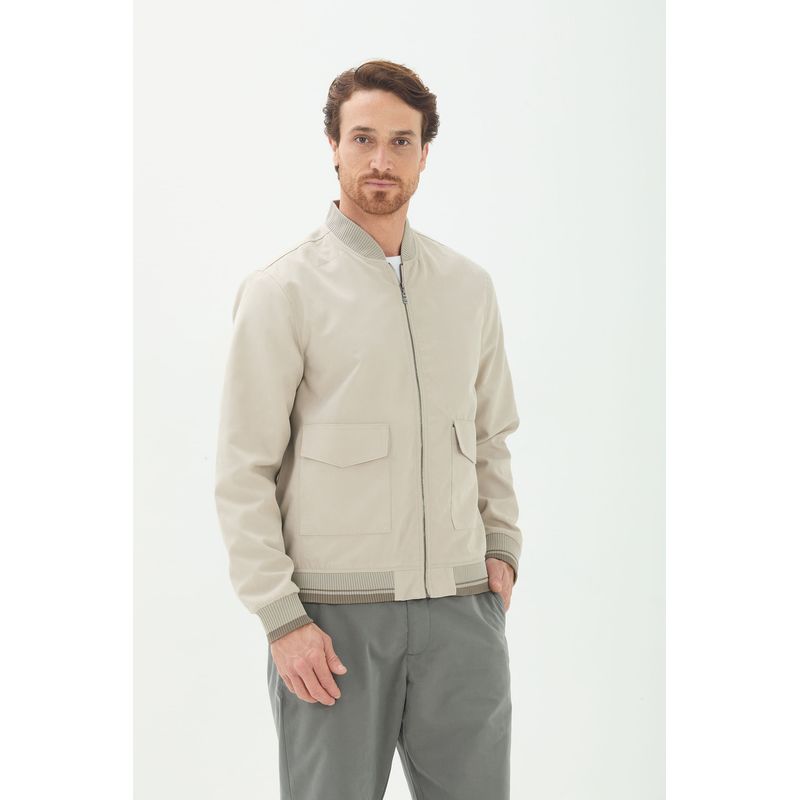 Jaqueta-Casual-Com-Bolsos-Masculina-Acostamento