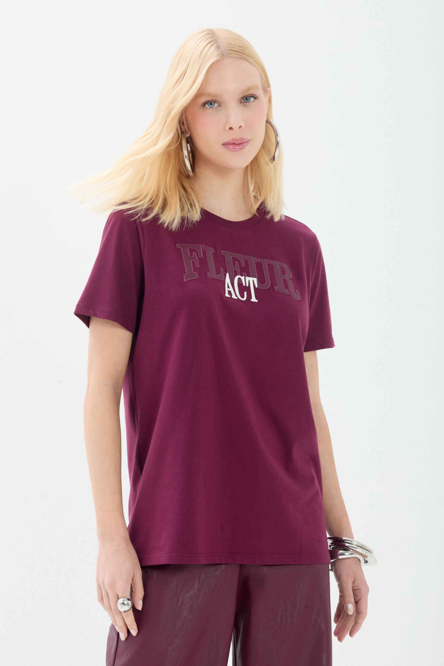 T-shirt Estampada Casual ACT Feminina