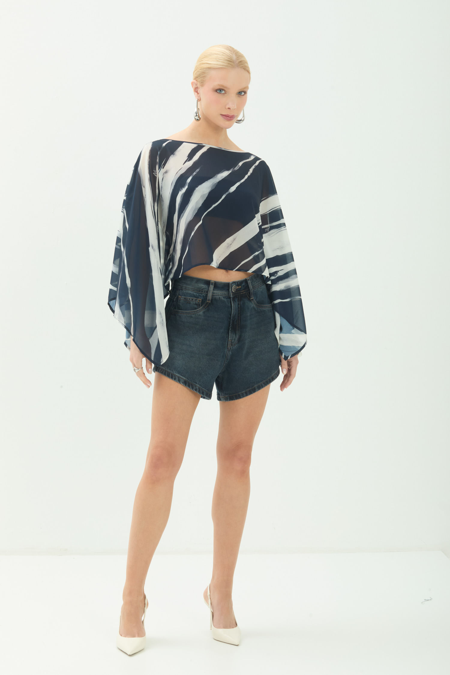 Short Jeans Cintura Alta ACT Feminino