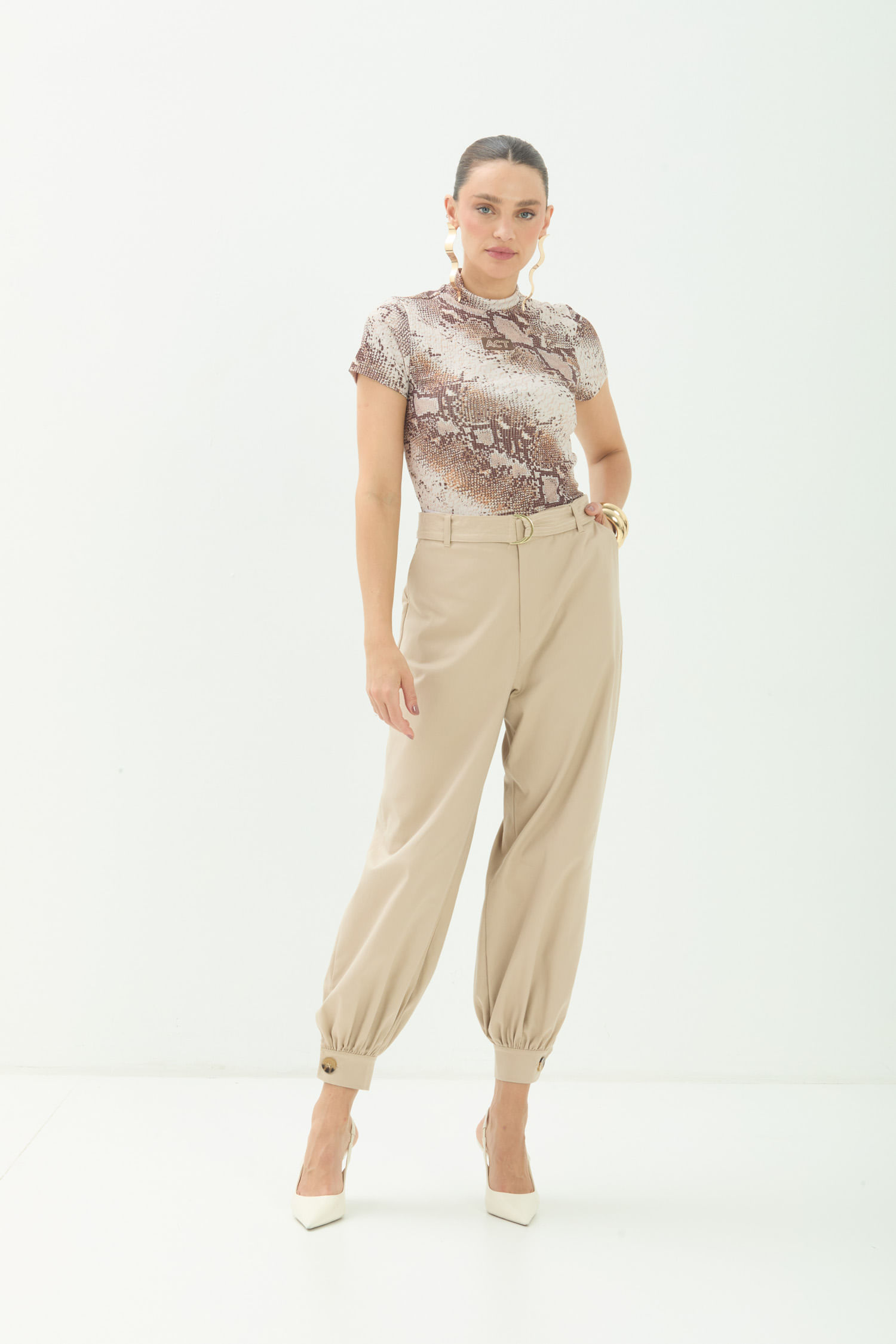 T-Shirt Moderna Estampada ACT Feminina