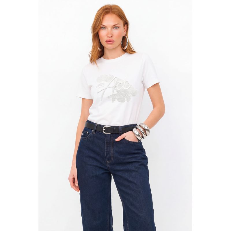 T-Shirt-Com-Bordado-Em-Relevo-ACT-Feminina