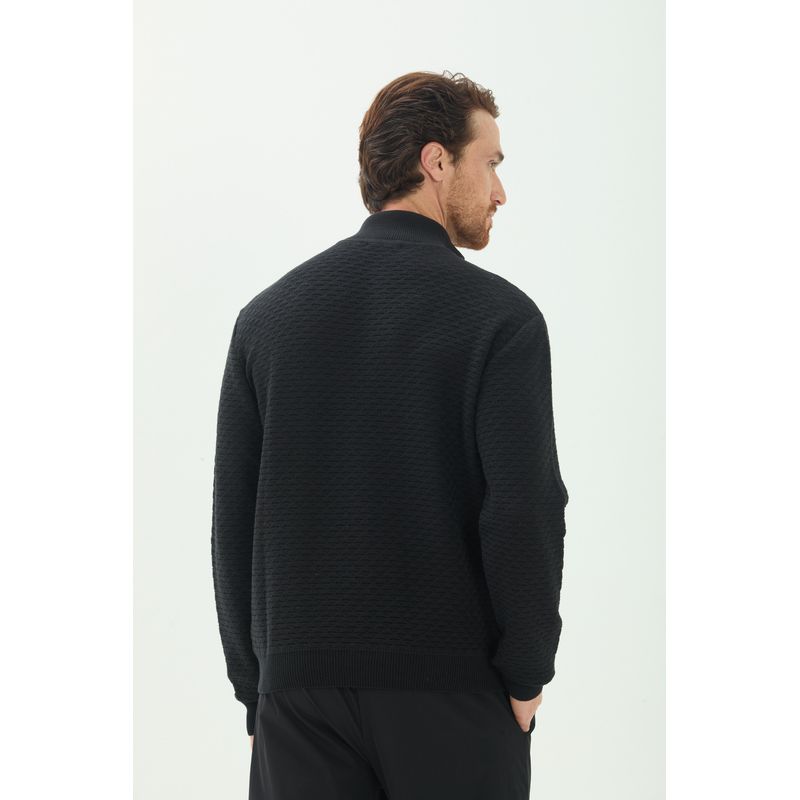 Sueter-Tricot-Gola-Alta-Masculina-Acostamento