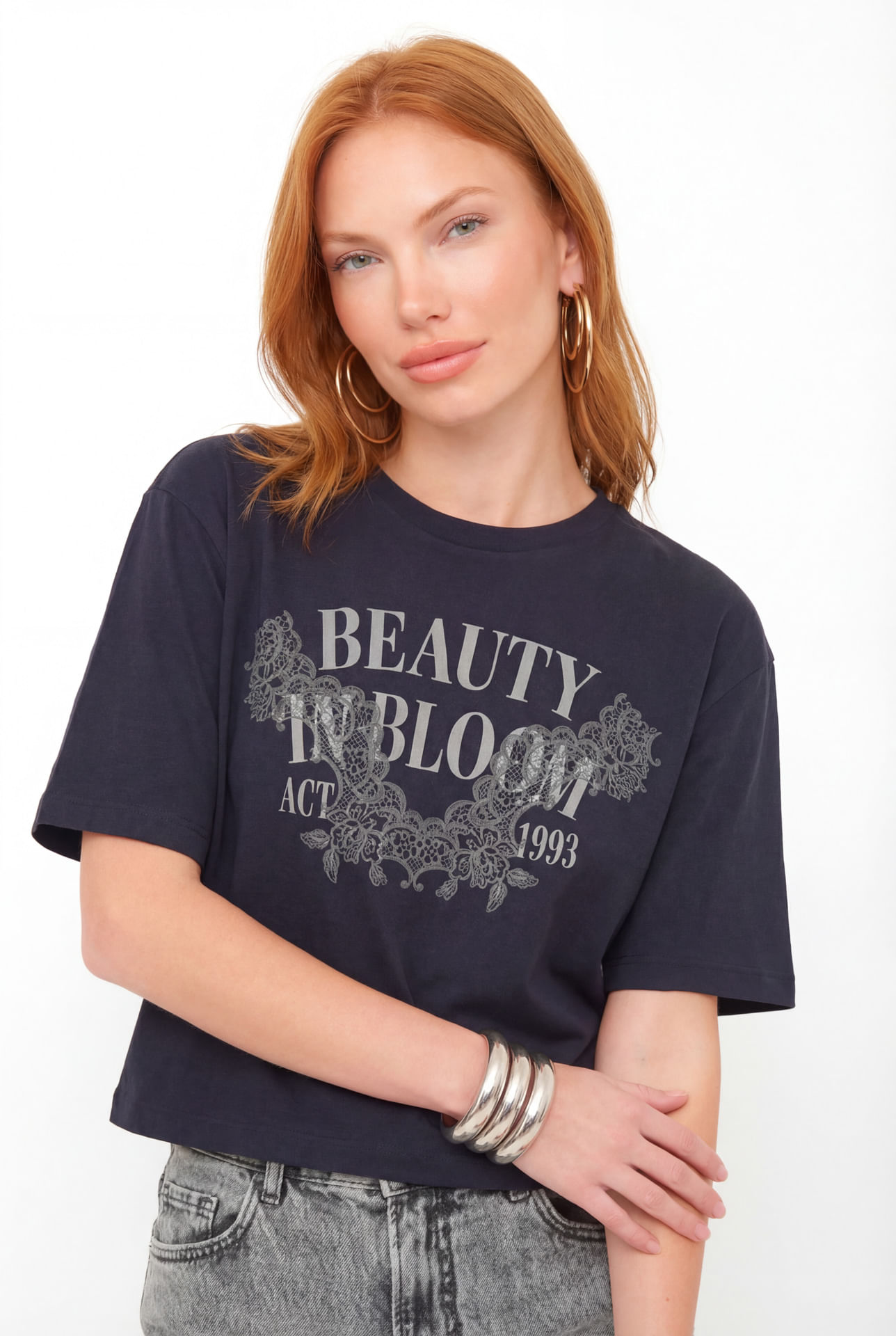T-Shirt Curta Beauty ACT Feminina