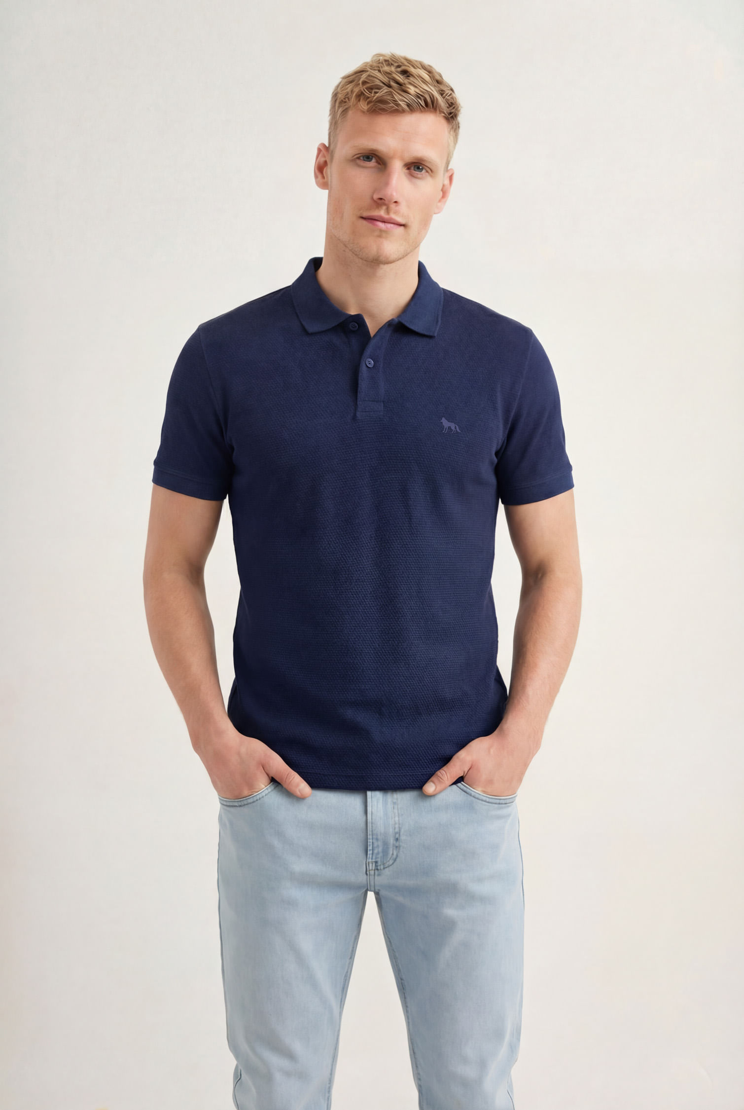 Polo Casual Bordada Masculina Acostamento